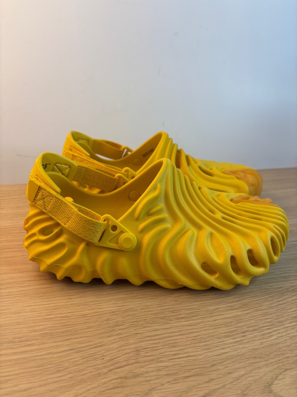 Salehe Bembury x Crocs Pollex Clog Yellow Woman’s 8 Men’s 6 LIKE NEW!!